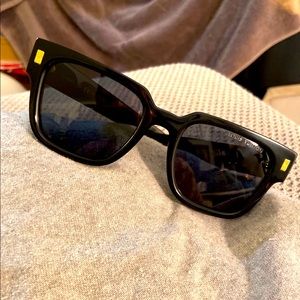 Louis Vuitton square ESCAPE sunglasses